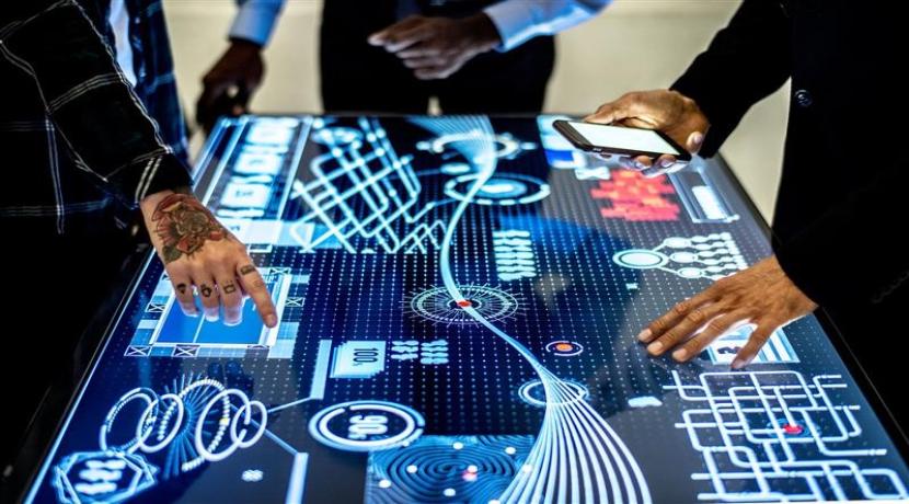 Enterprise Tech Trends, Hybrid Cloud Connectivity, enterprise hybrid cloud management